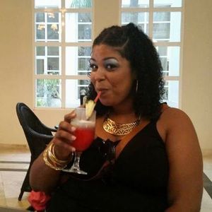 Meet your Posher, Candace